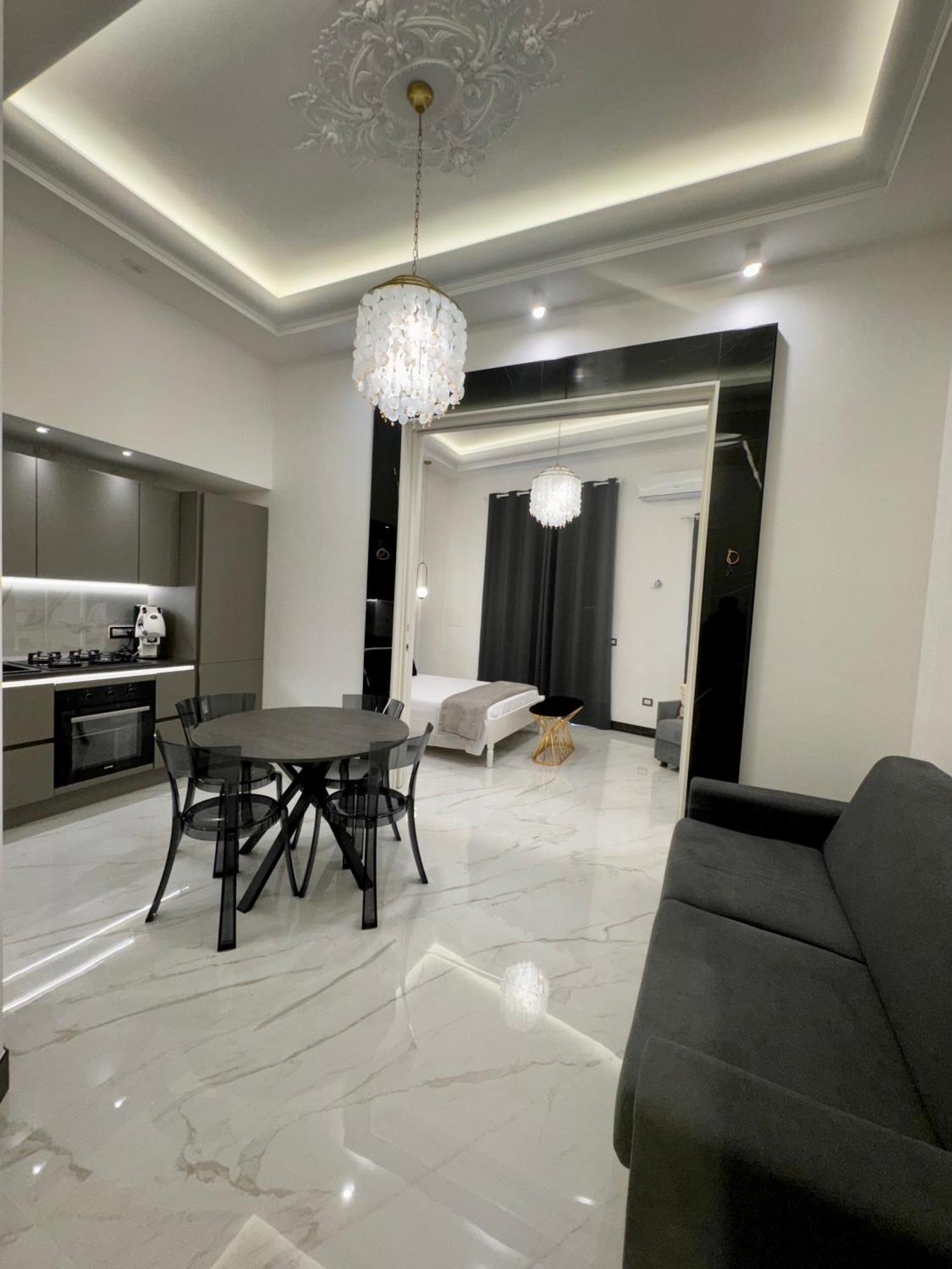 Galasso Apartments Napoli Esterno foto